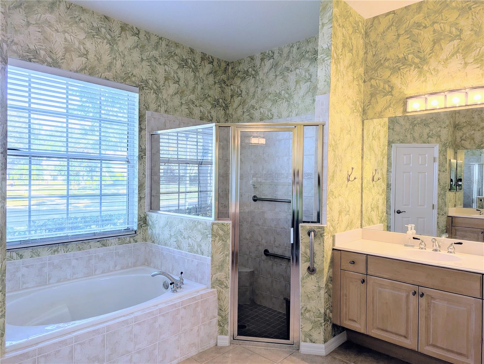 SUMMIT GREENS PH 01 - Residential