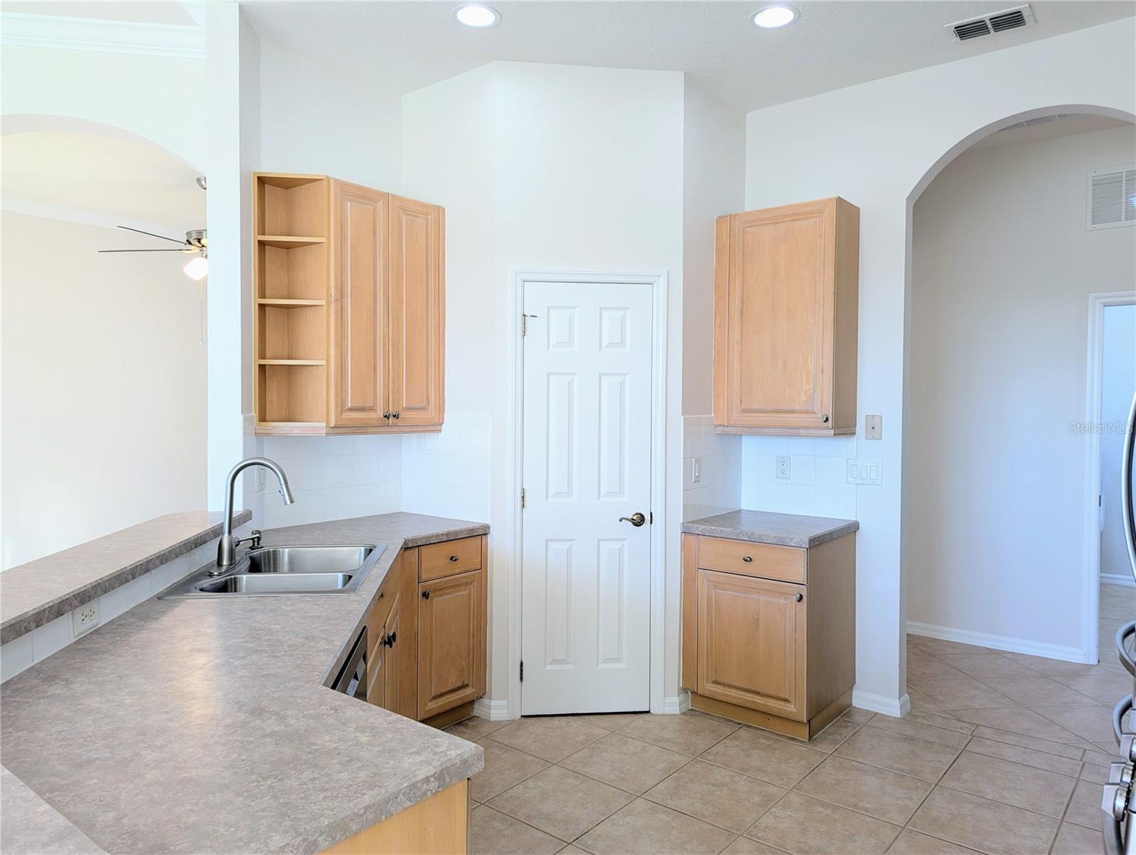 SUMMIT GREENS PH 01 - Residential