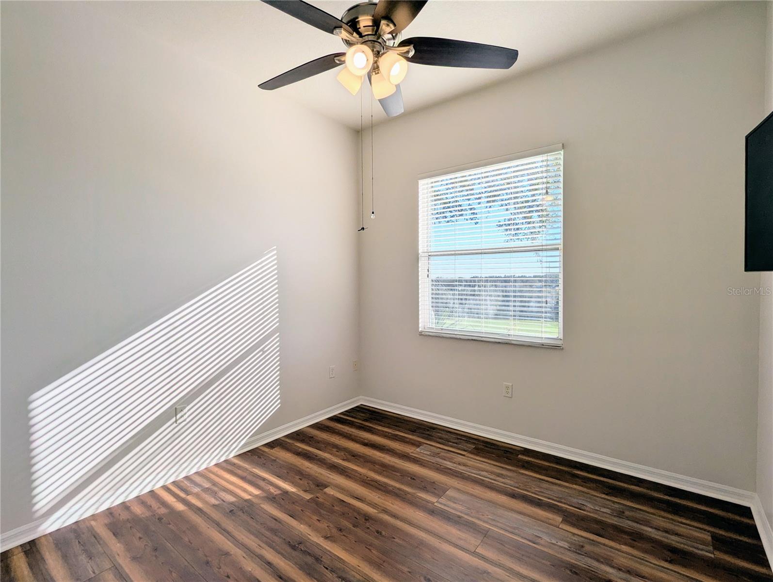 SUMMIT GREENS PH 01 - Residential