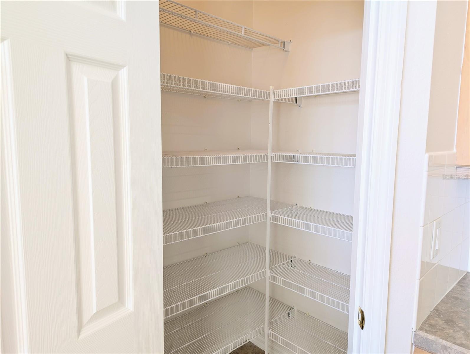 SUMMIT GREENS PH 01 - Residential