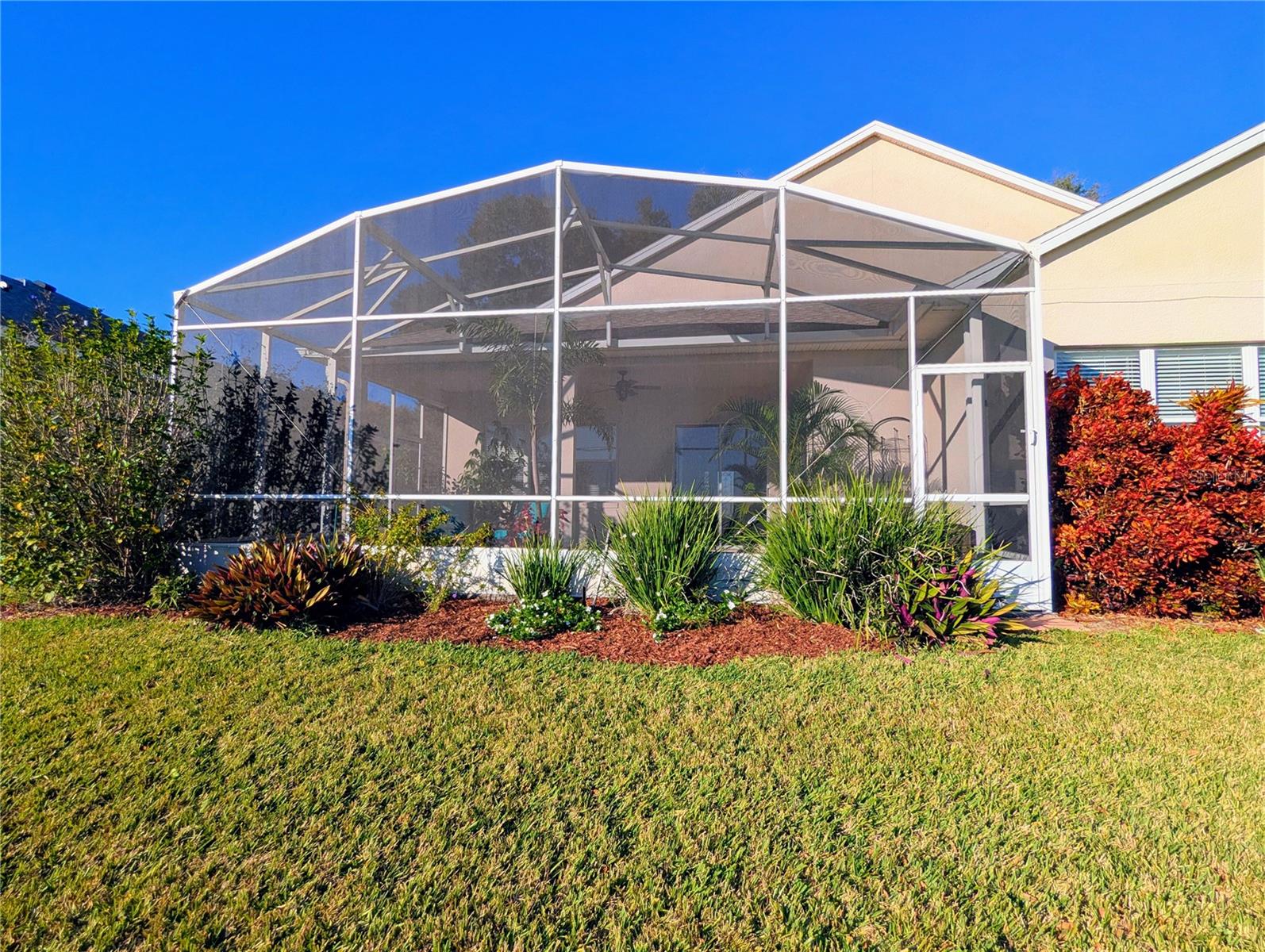 SUMMIT GREENS PH 01 - Residential