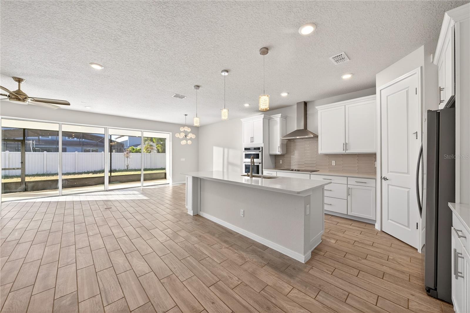 5616 ARBORVISTA DRIVE