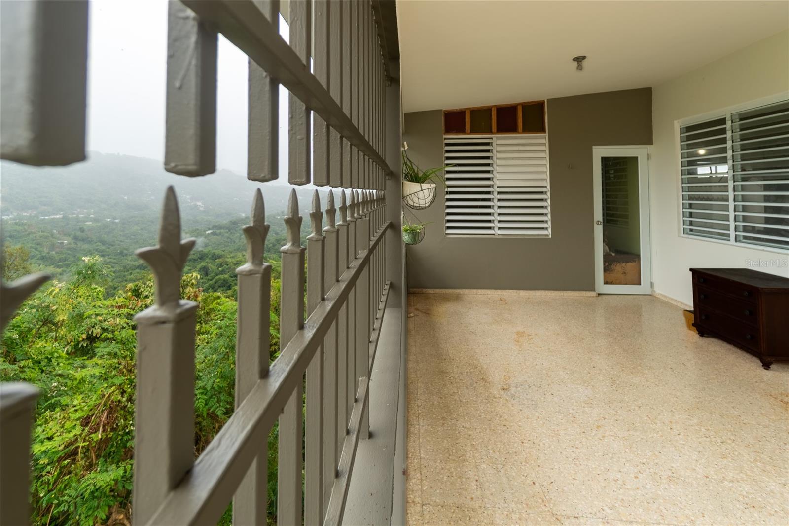 BO. MALEZAS - Residential