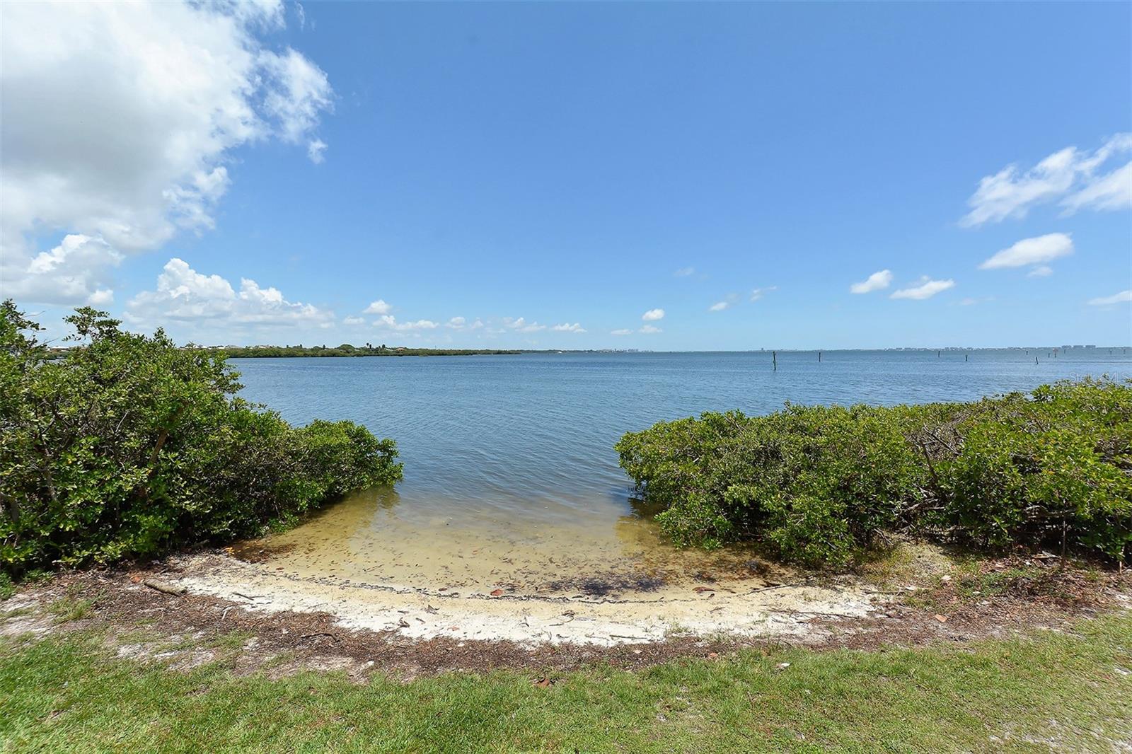 BAYSHORE VILLAGE I - Residential