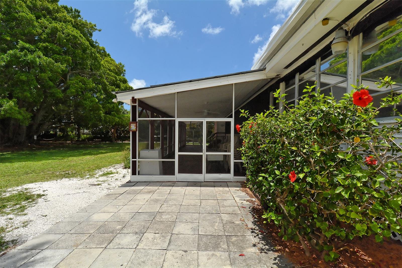 BAYSHORE VILLAGE I - Residential