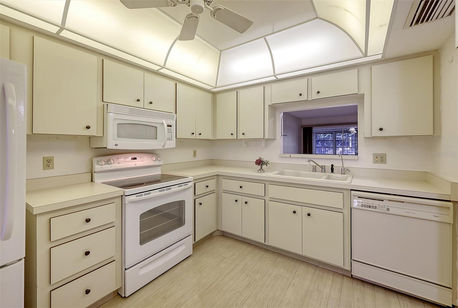 BAYSHORE VILLAGE I - Residential