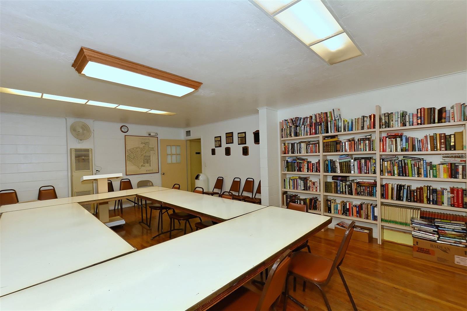 BAYSHORE VILLAGE I - Residential