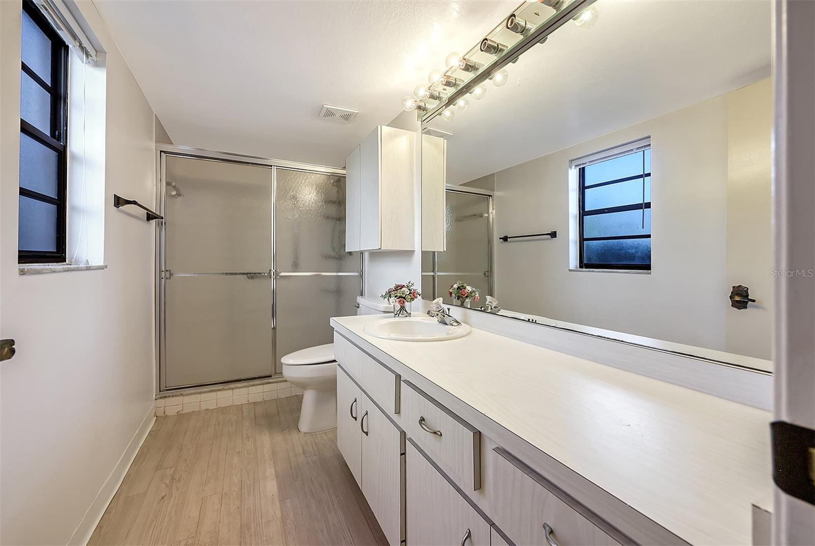 BAYSHORE VILLAGE I - Residential