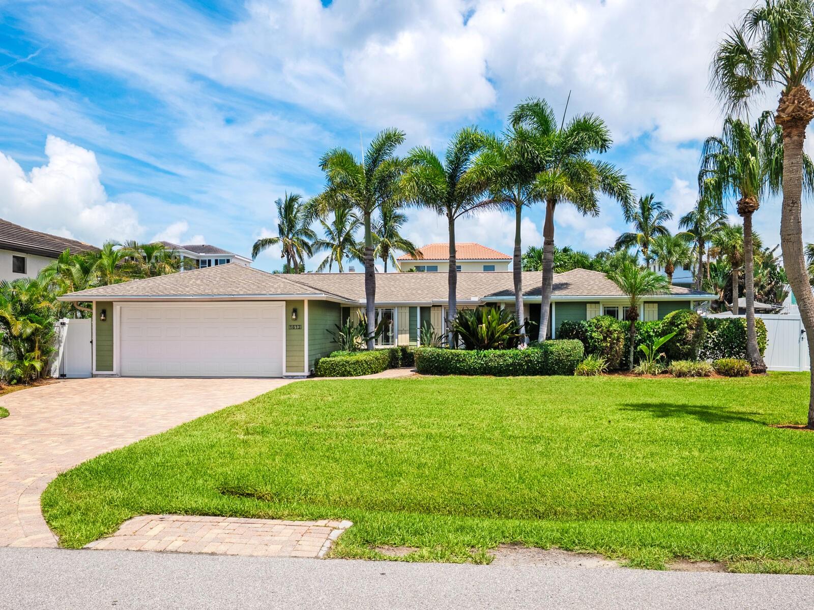 1613 SHELBURNE LANE