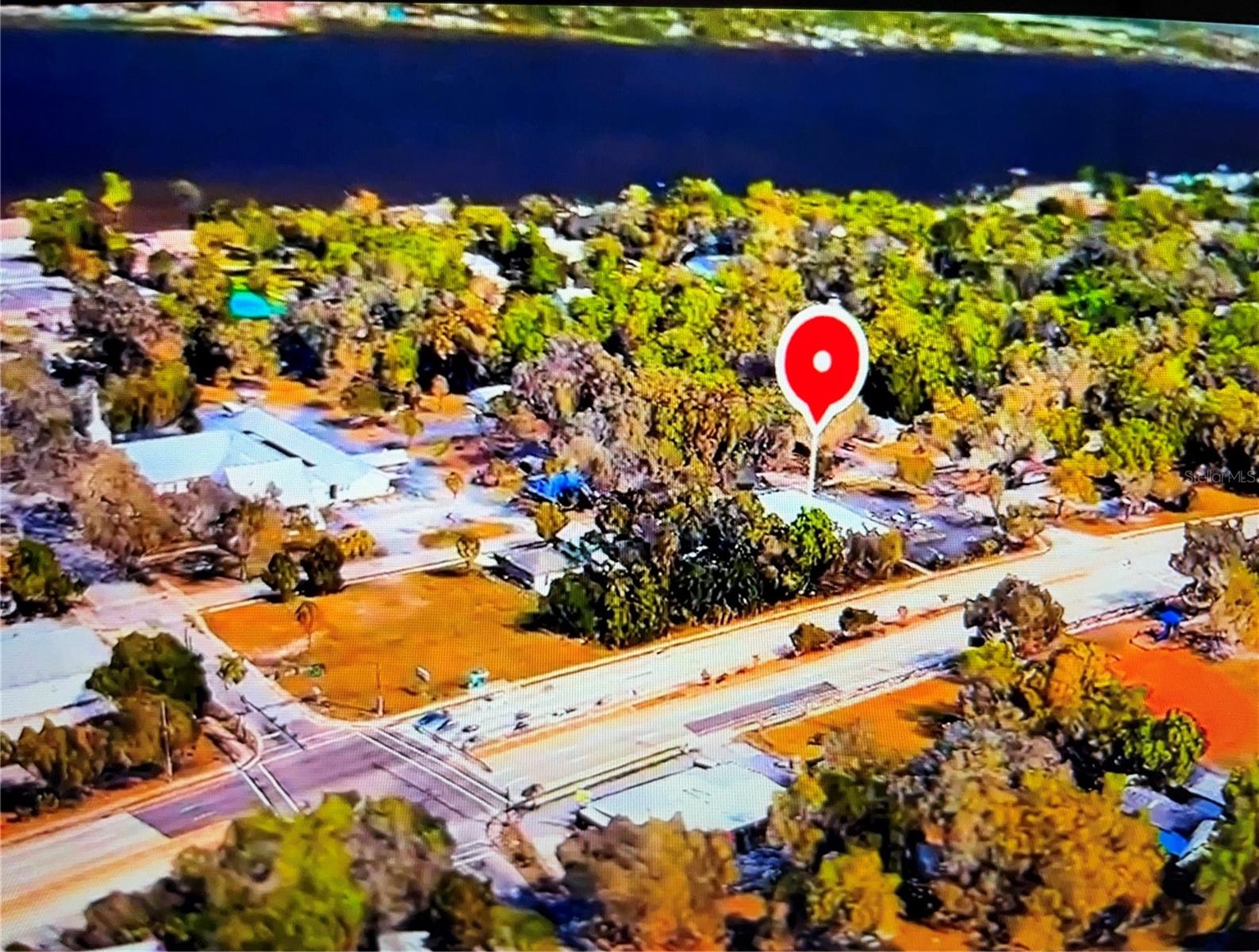 R HOLT EASLEYS RESUBDIVIDED - Land