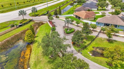 A home in LAKELAND