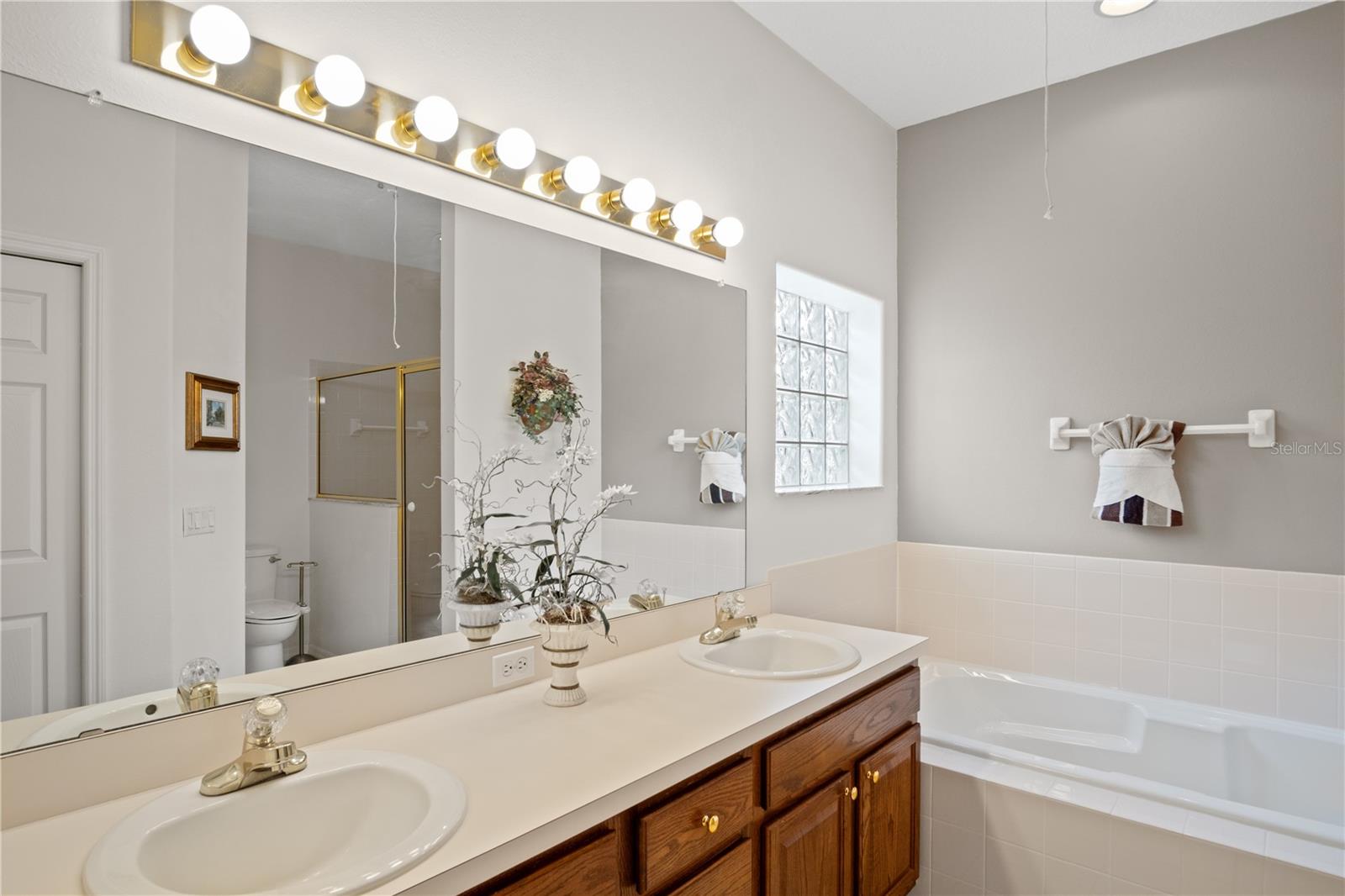 RIDGEWOOD LAKES VILLAGE 05B - Residential