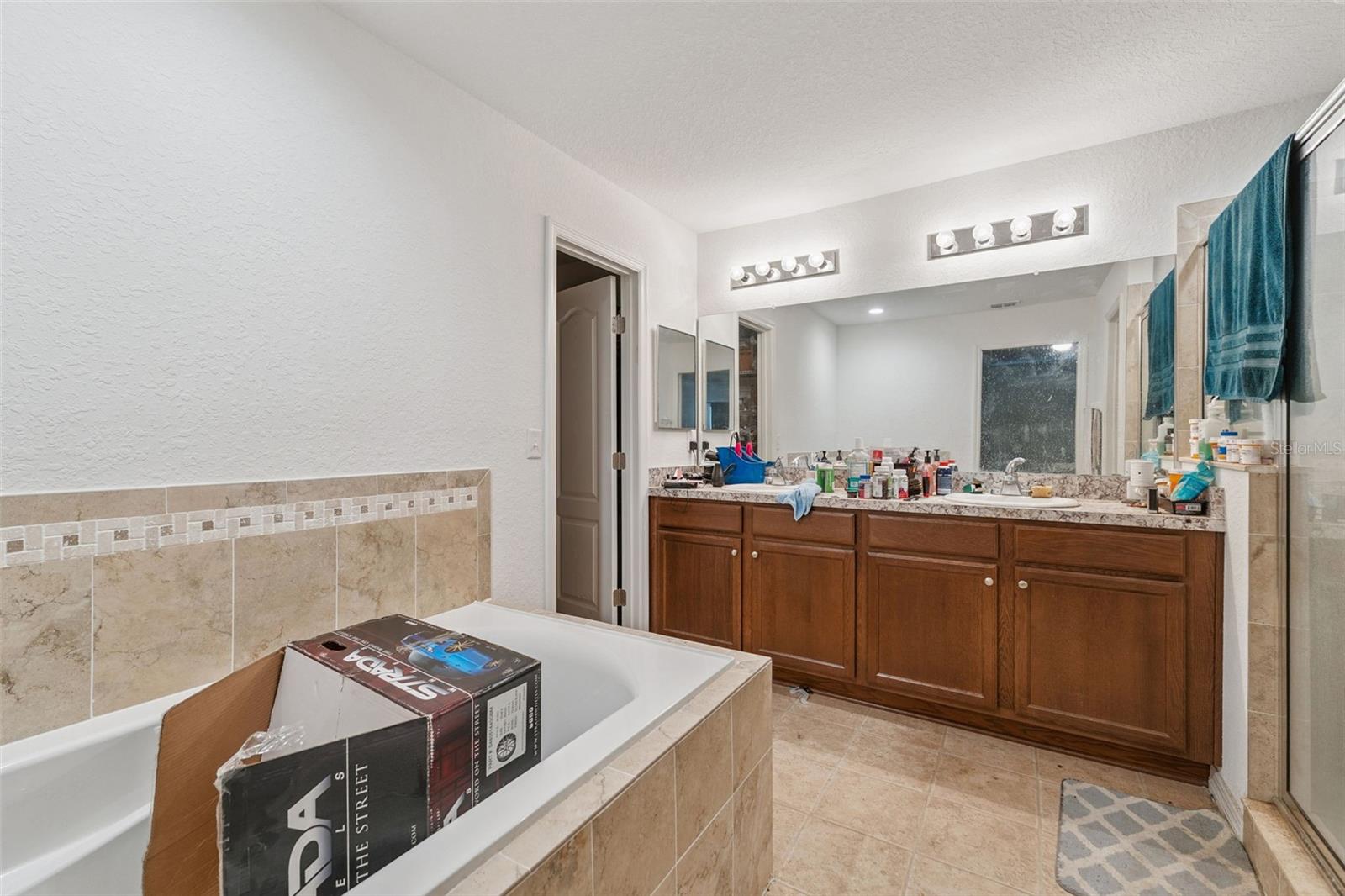 LAKE MARIANA RESERVE PH 2 - Residential