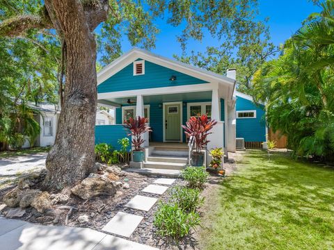 Photo of 1732 6th Street, Sarasota, FL 34236 (MLS # A4656368)