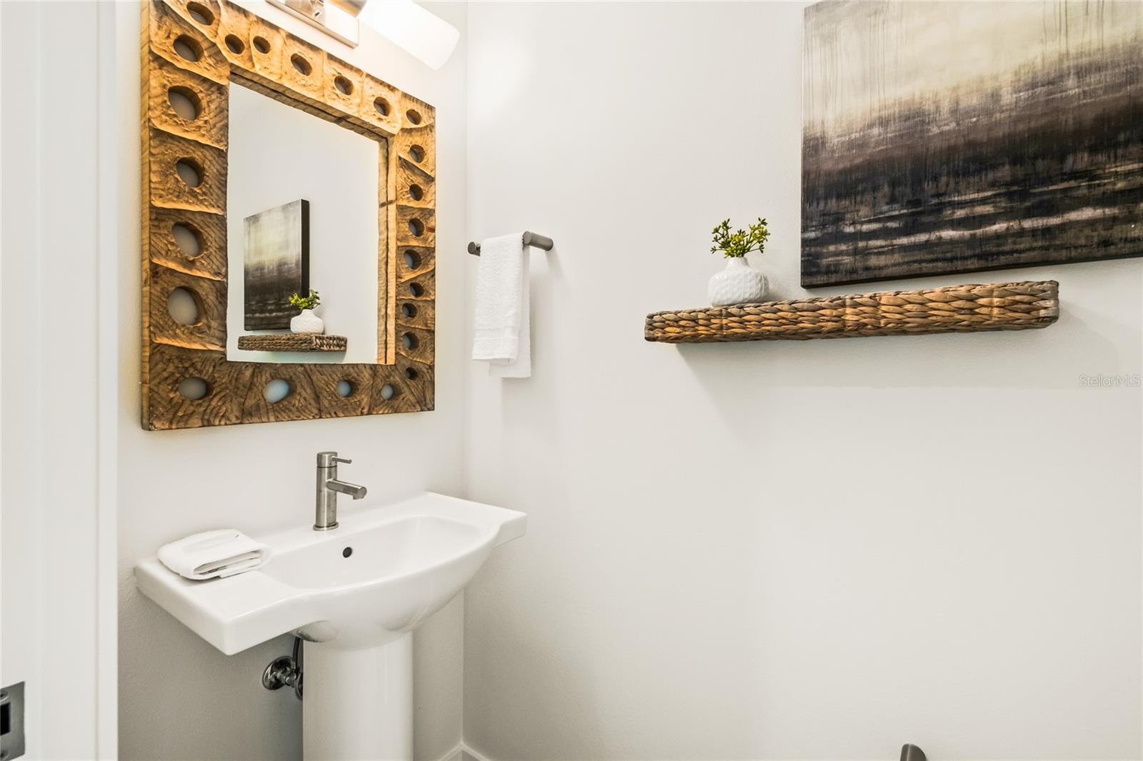 329 BEACH LAND CONDOMINIUM - Residential