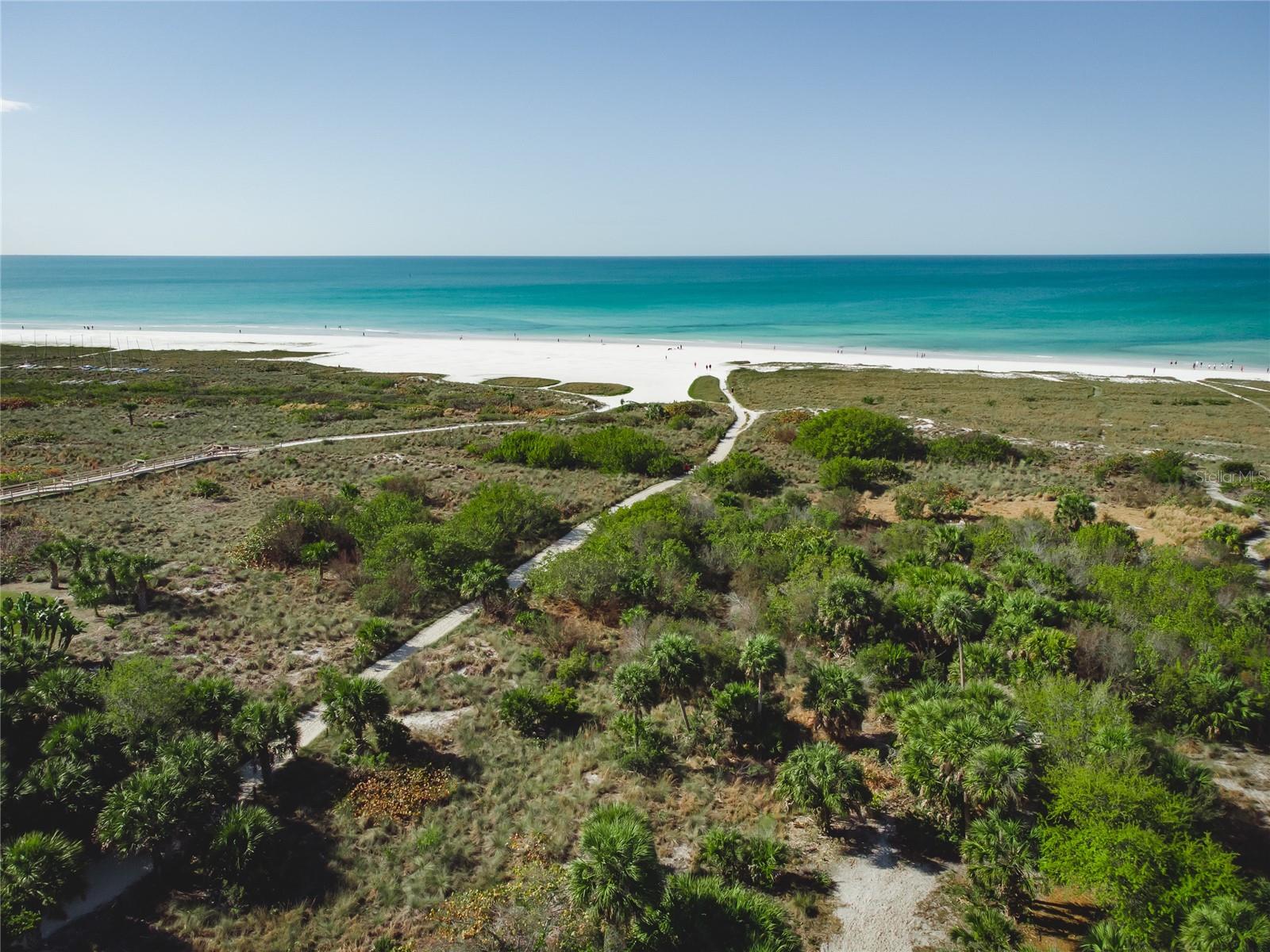 329 BEACH LAND CONDOMINIUM - Residential