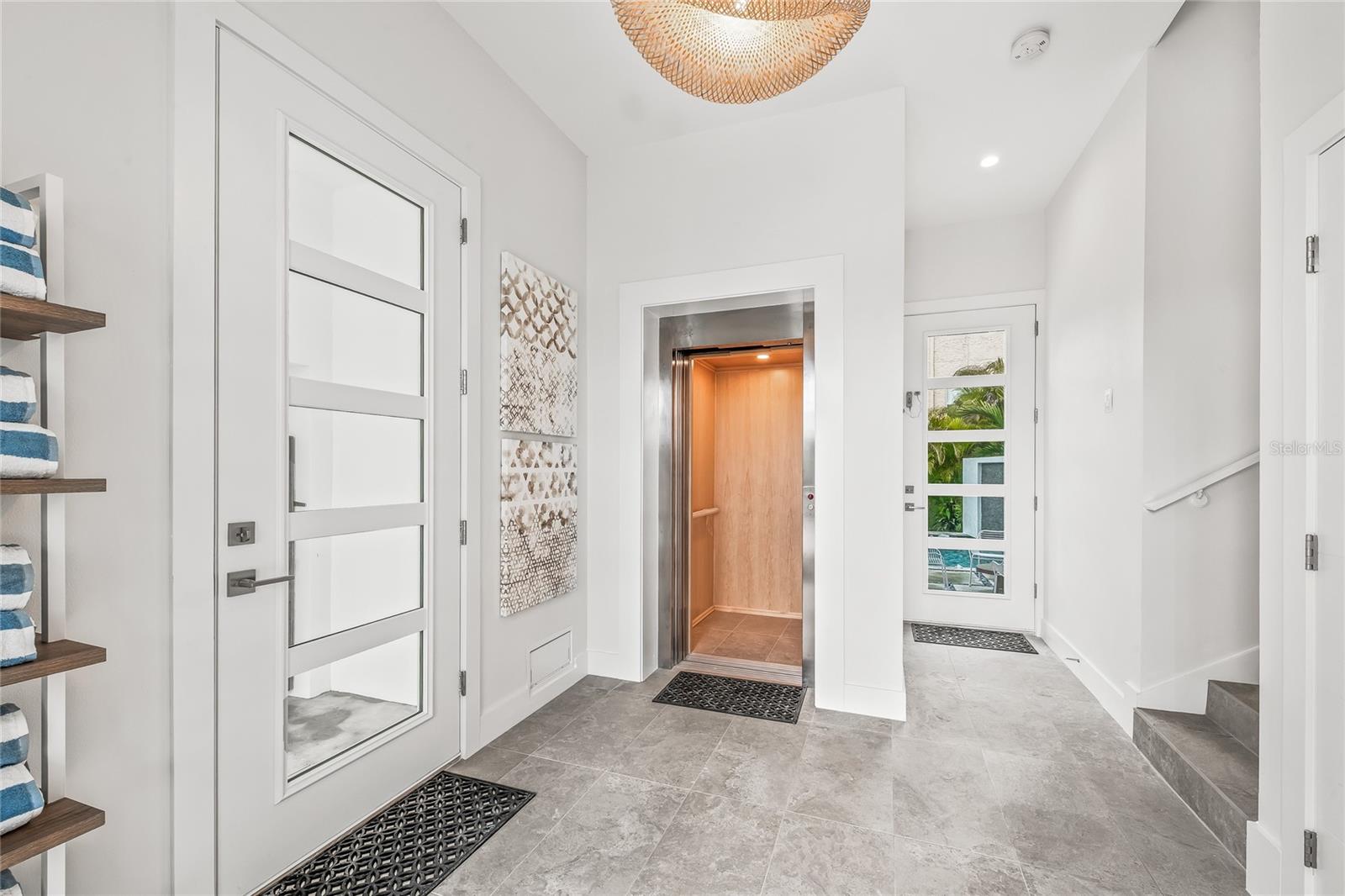 329 BEACH LAND CONDOMINIUM - Residential