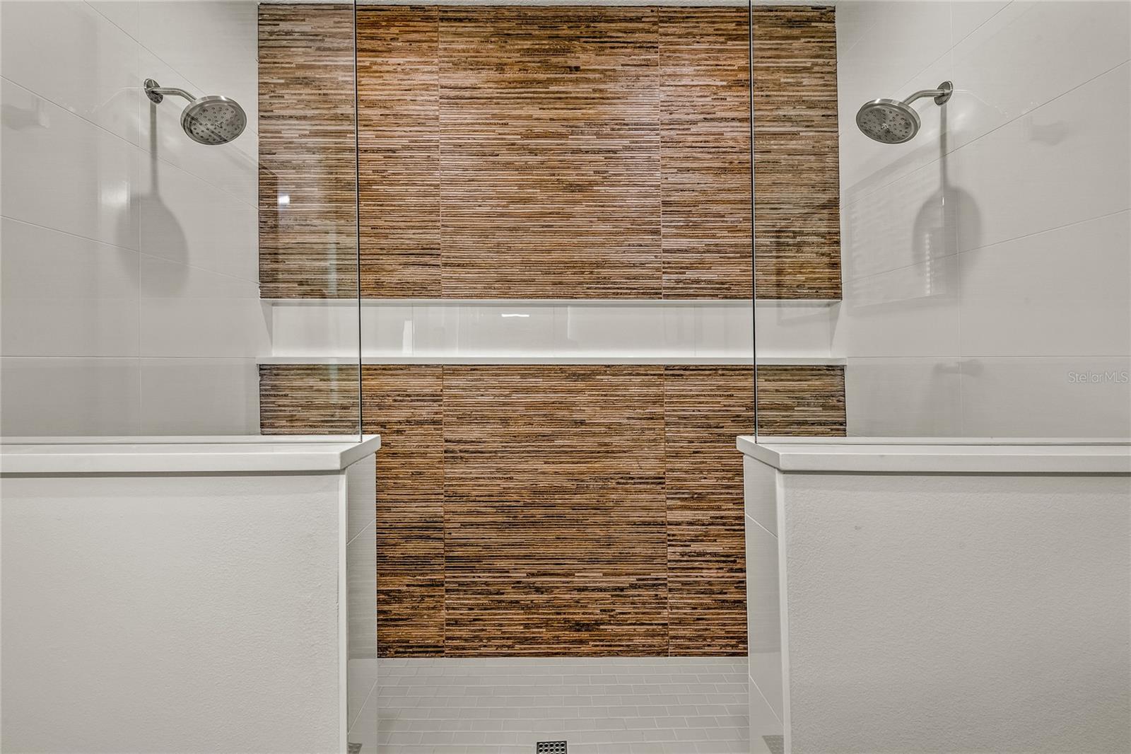 329 BEACH LAND CONDOMINIUM - Residential