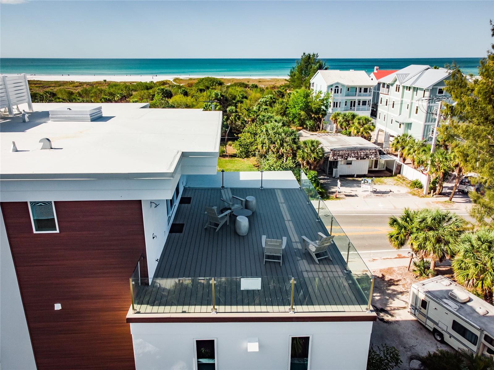 329 BEACH LAND CONDOMINIUM - Residential