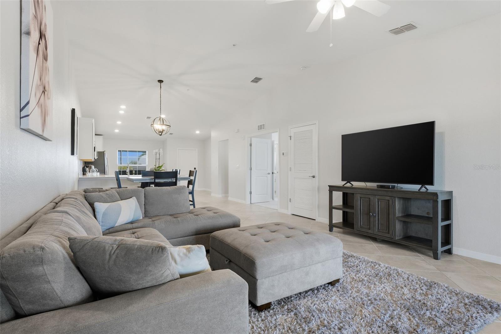 WELLEN PARK GOLF & COUNTRY CLUB - Residential