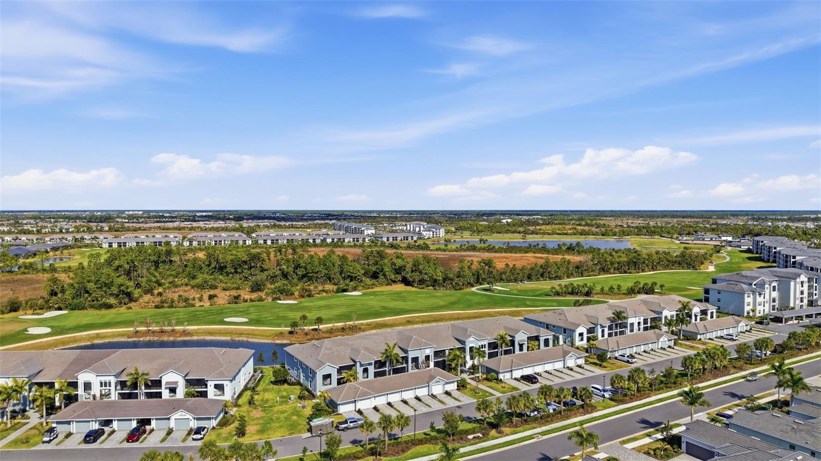 WELLEN PARK GOLF & COUNTRY CLUB - Residential