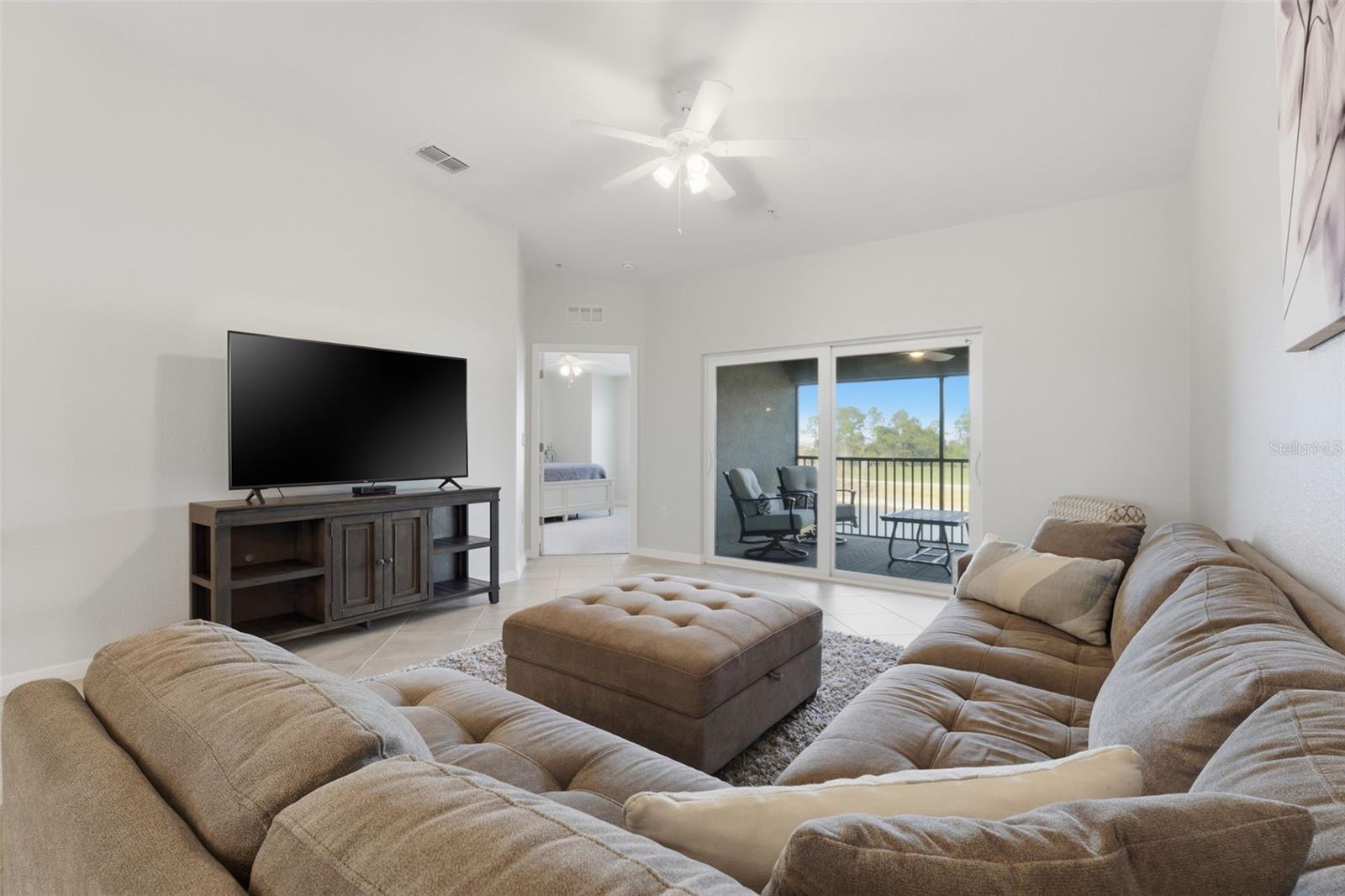 WELLEN PARK GOLF & COUNTRY CLUB - Residential