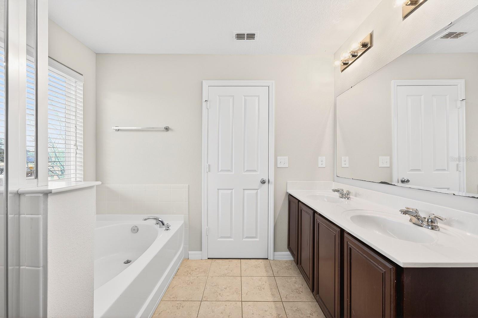 TAVARES LAKE ELSIE RESERVE - Residential