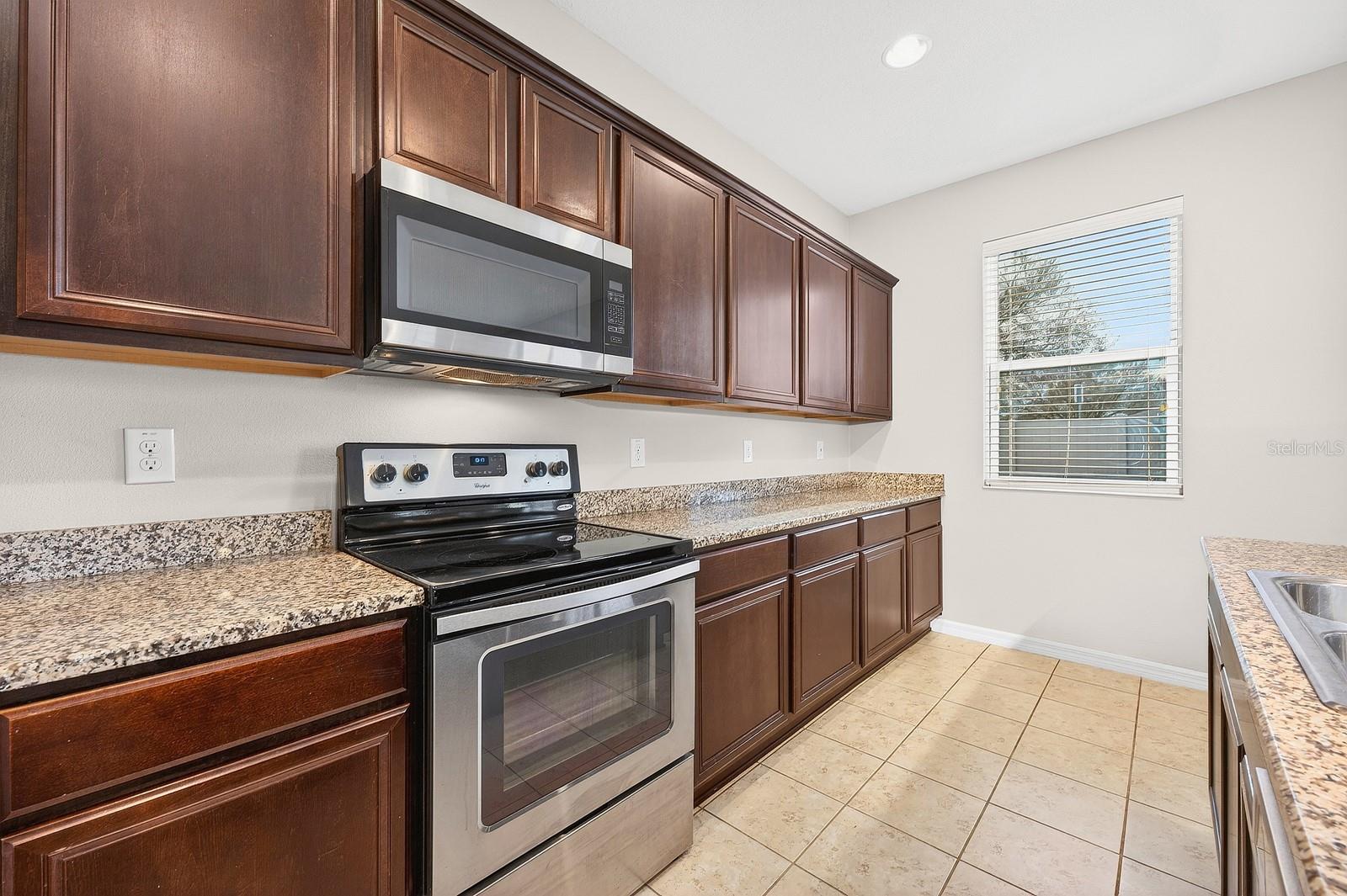 TAVARES LAKE ELSIE RESERVE - Residential