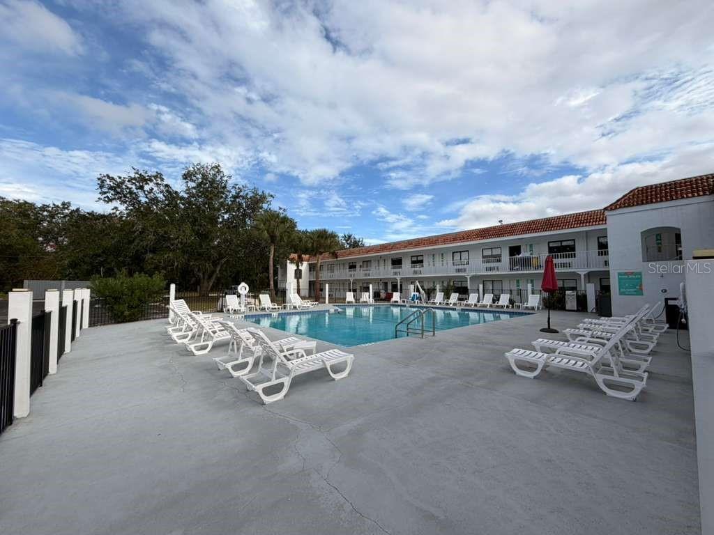 GREENPOINT ESSENTIAL HOTEL CONDO - Residential