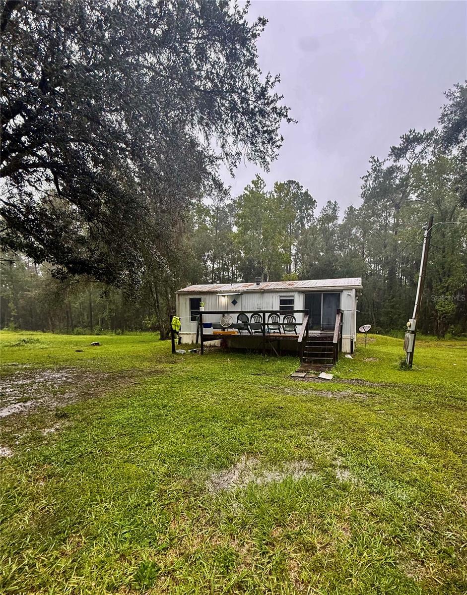 Photo of 10379 NE Highway 314, Silver Springs, FL 34488 (MLS # OM733754)