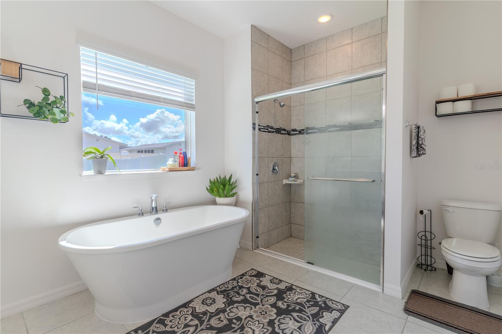 VILLAGES OF GLEN CREEK PH 1B - Residential