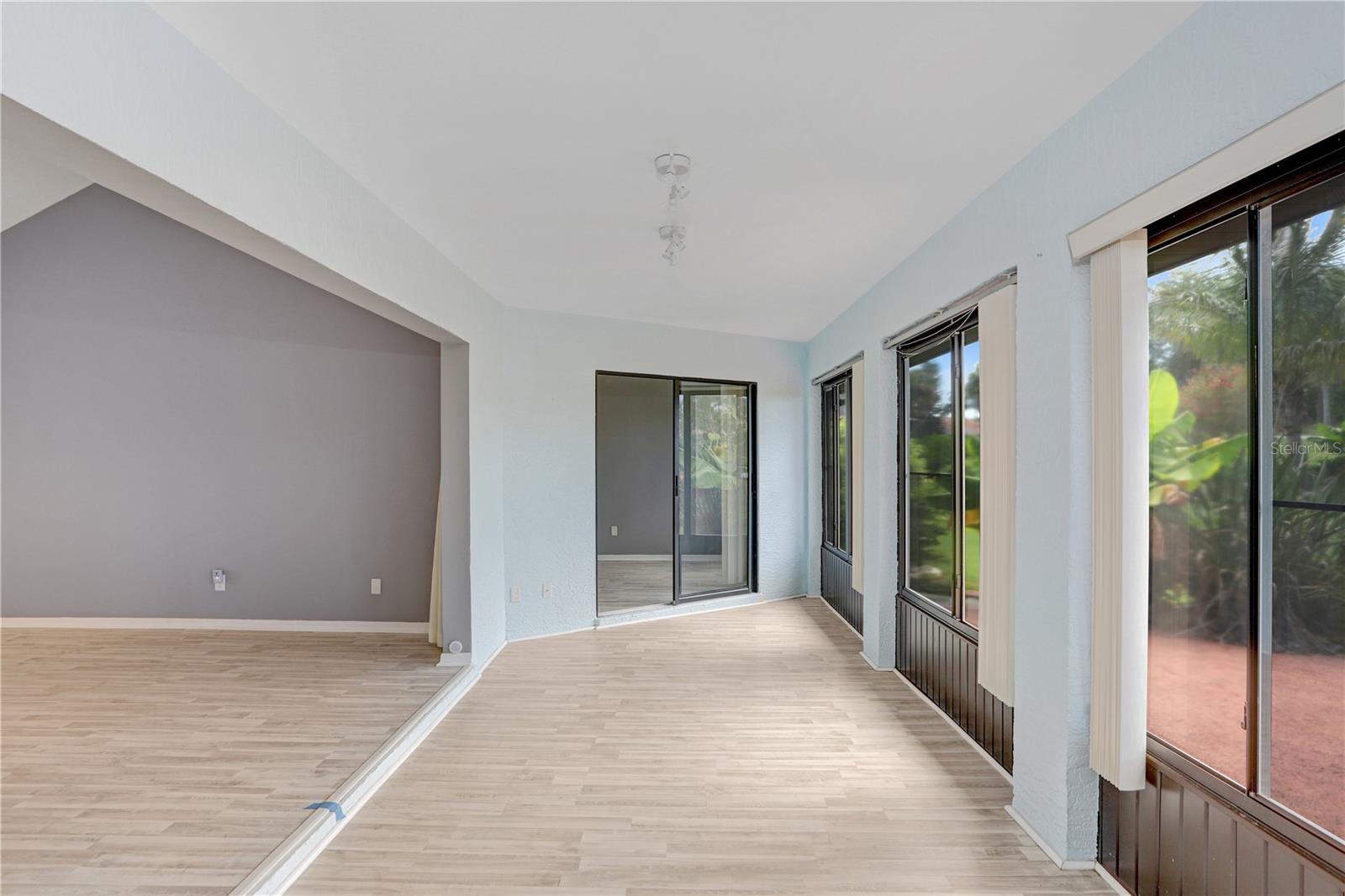 GREENBRIAR SUB - Residential