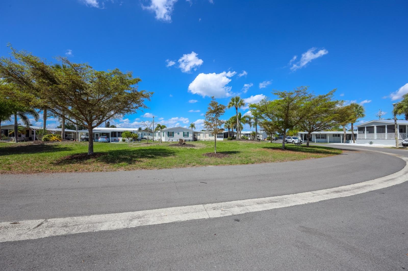 MAPLE LEAF ESTATES - Residential