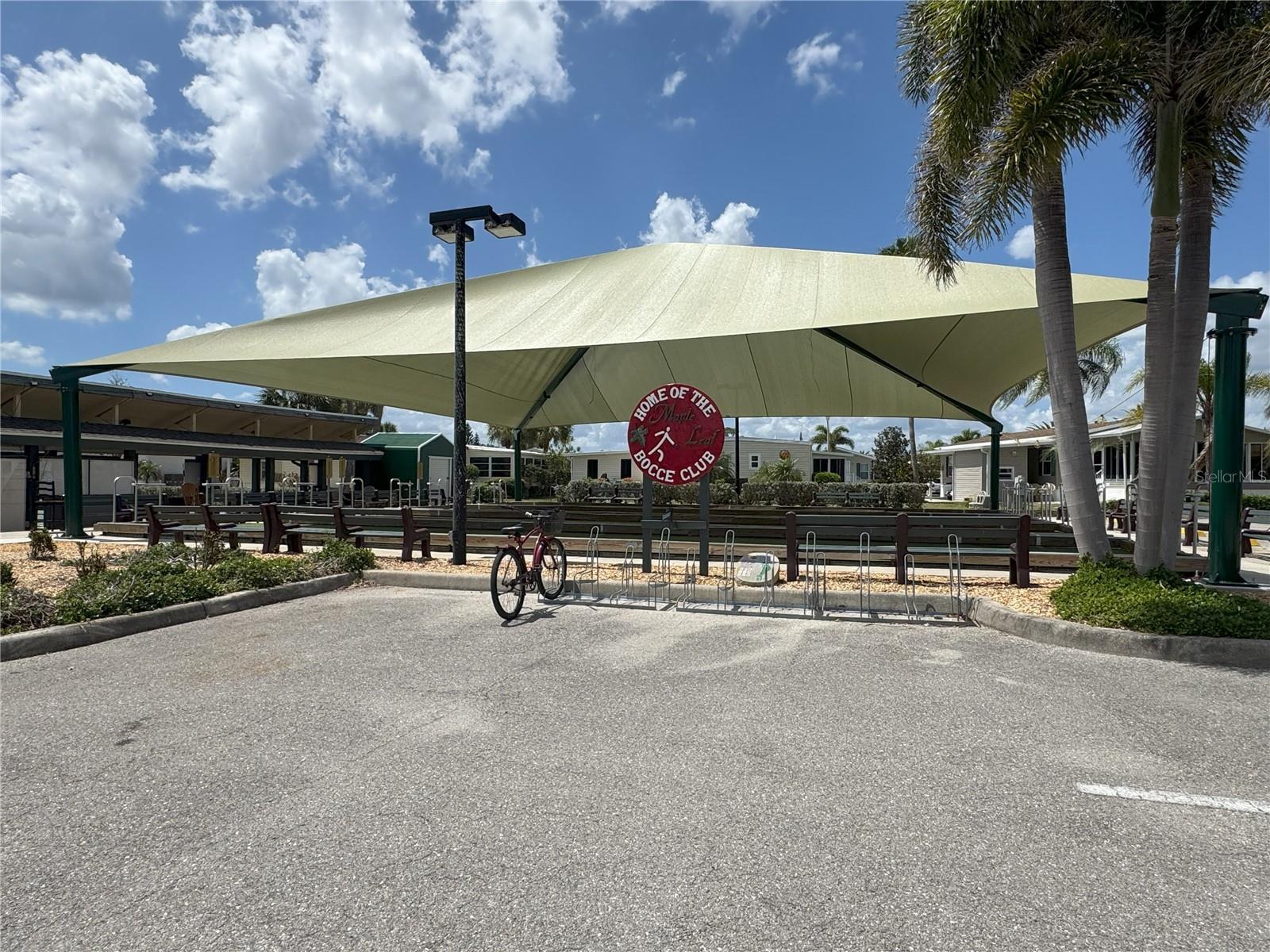 MAPLE LEAF ESTATES - Residential