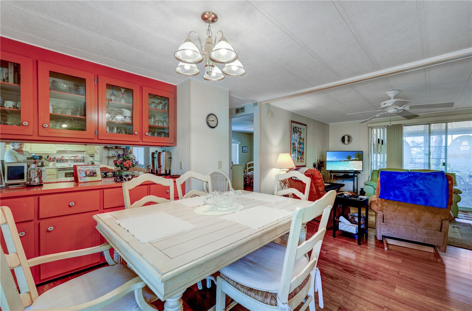 MAPLE LEAF ESTATES - Residential