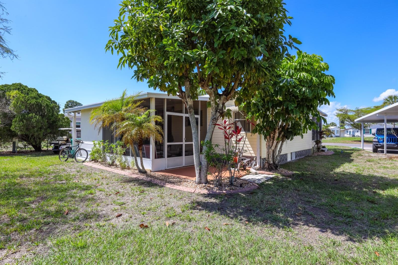 MAPLE LEAF ESTATES - Residential