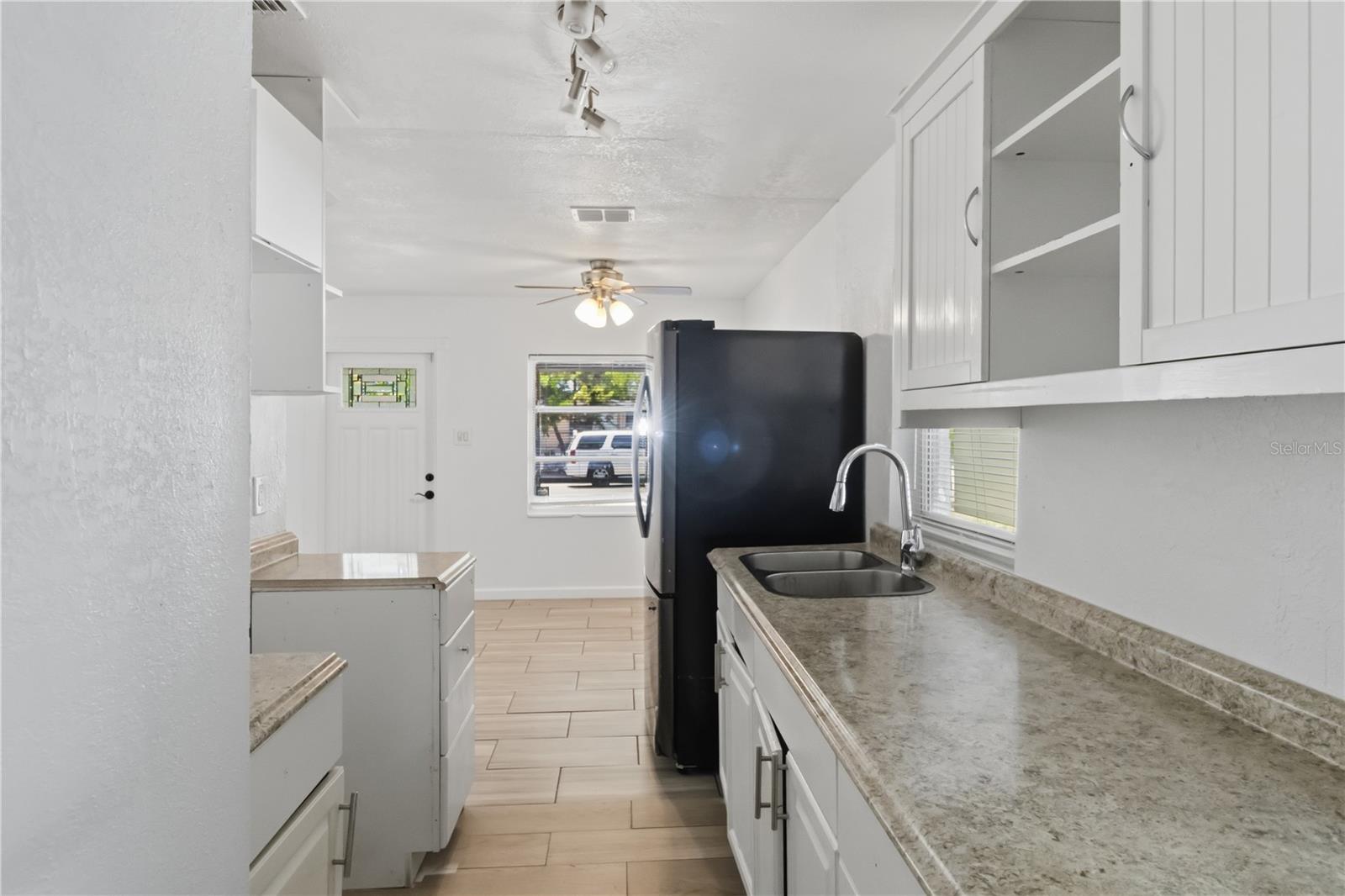 LAUREL TERRACE - Residential