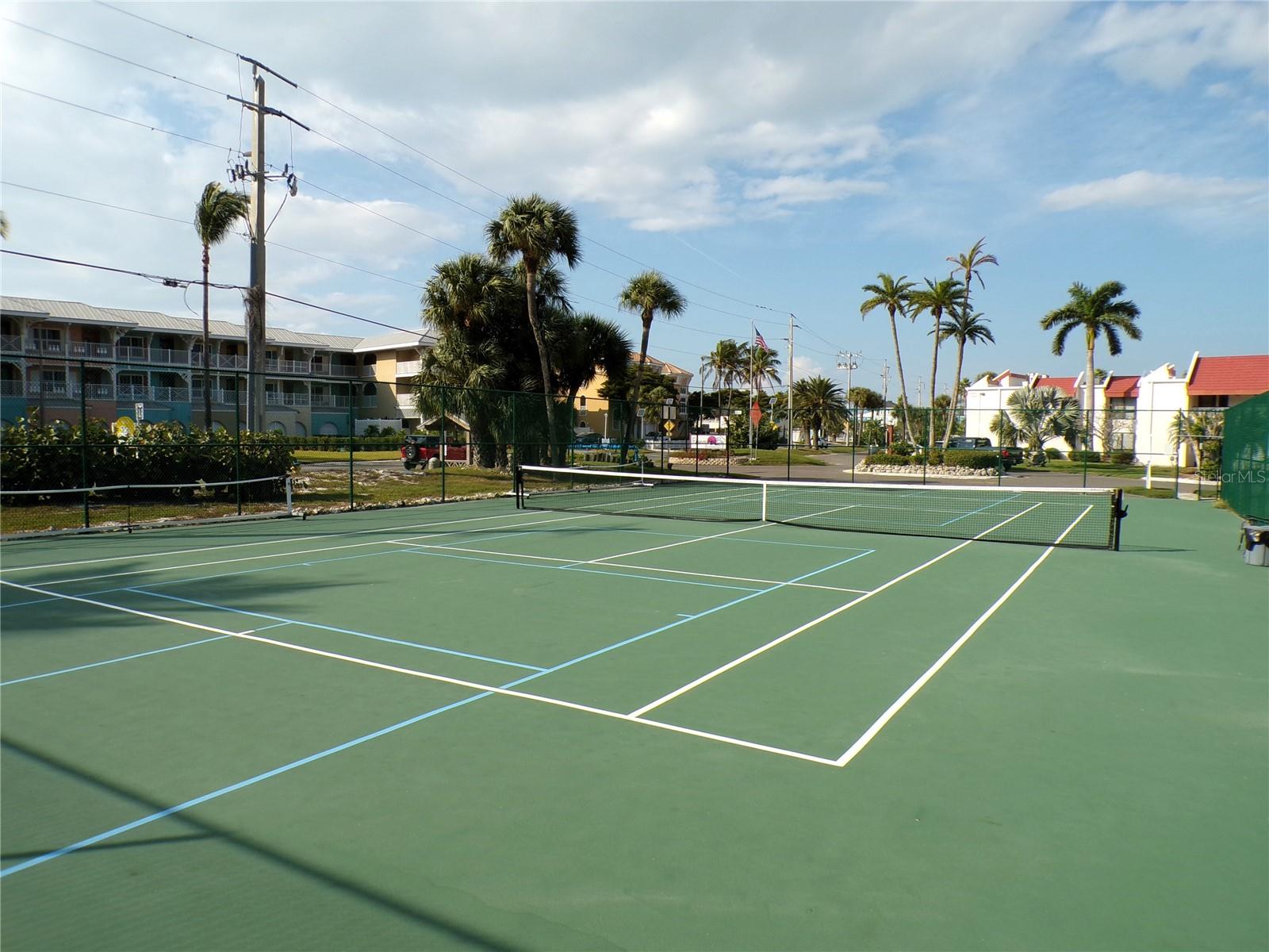 RUNAWAY BAY - Residential