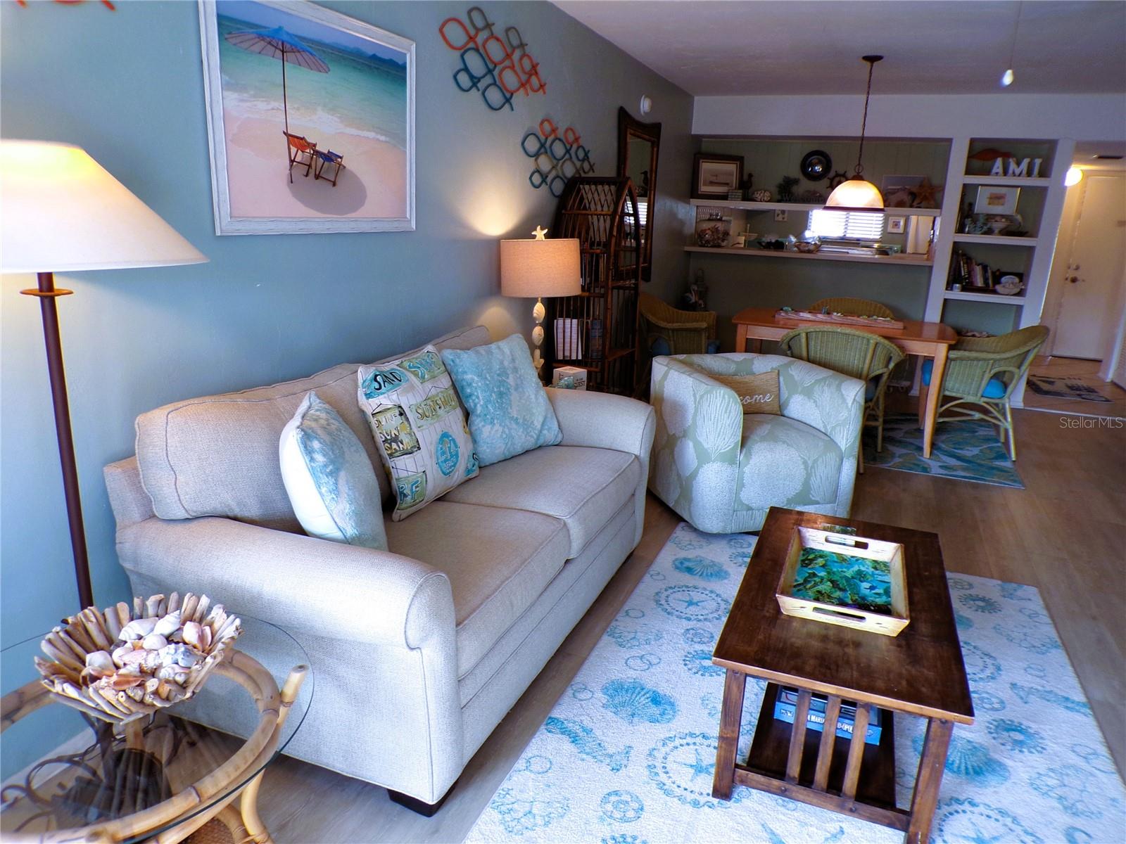 RUNAWAY BAY - Residential