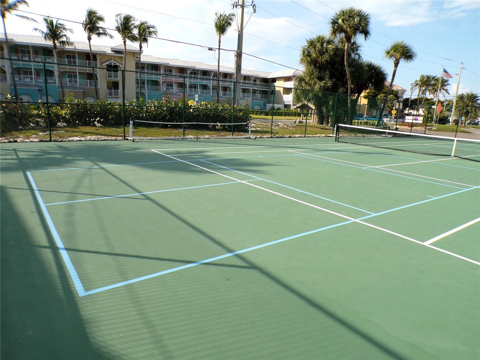 RUNAWAY BAY - Residential