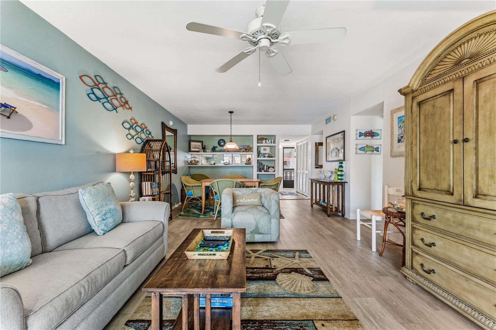 RUNAWAY BAY - Residential
