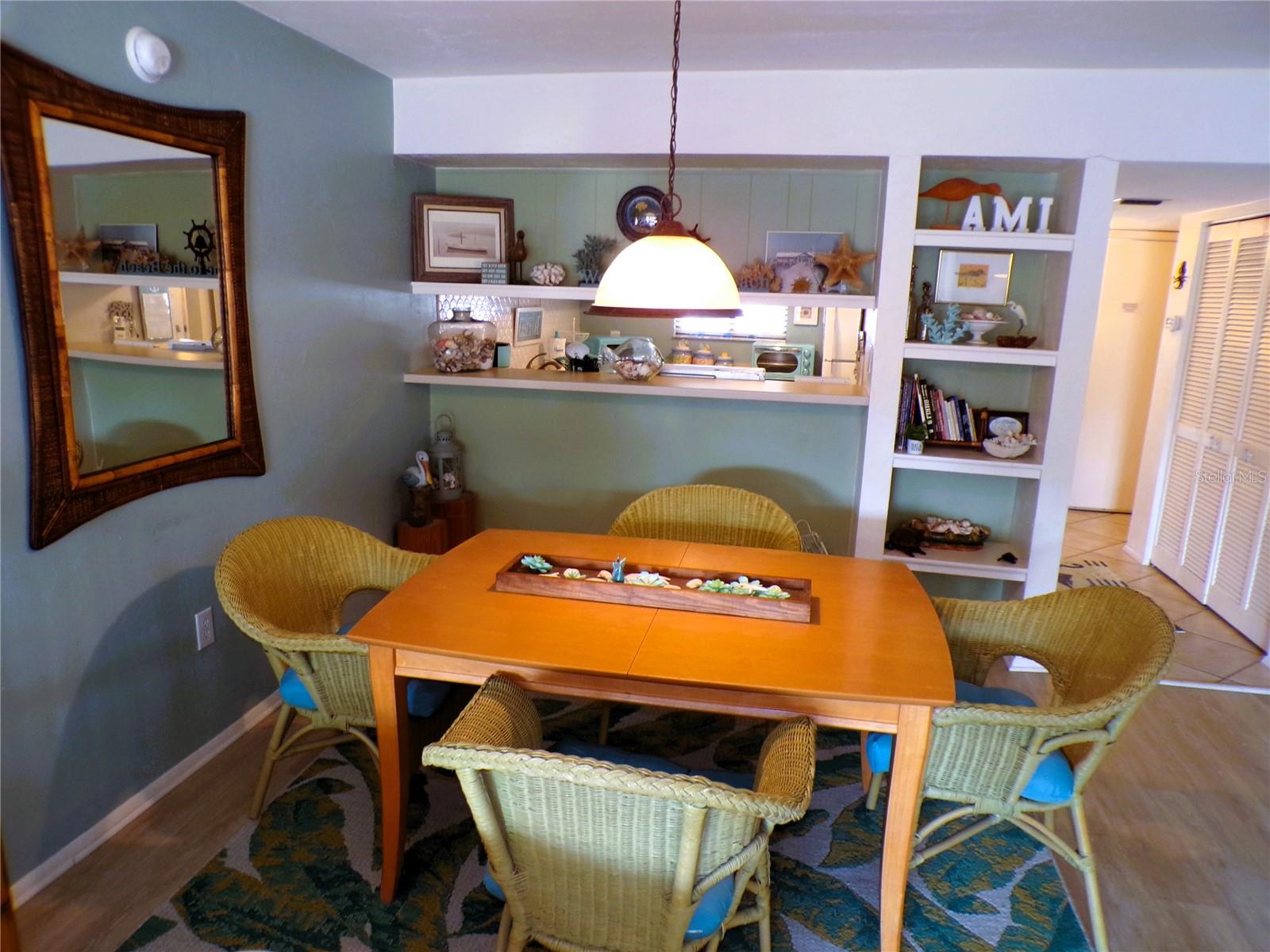 RUNAWAY BAY - Residential