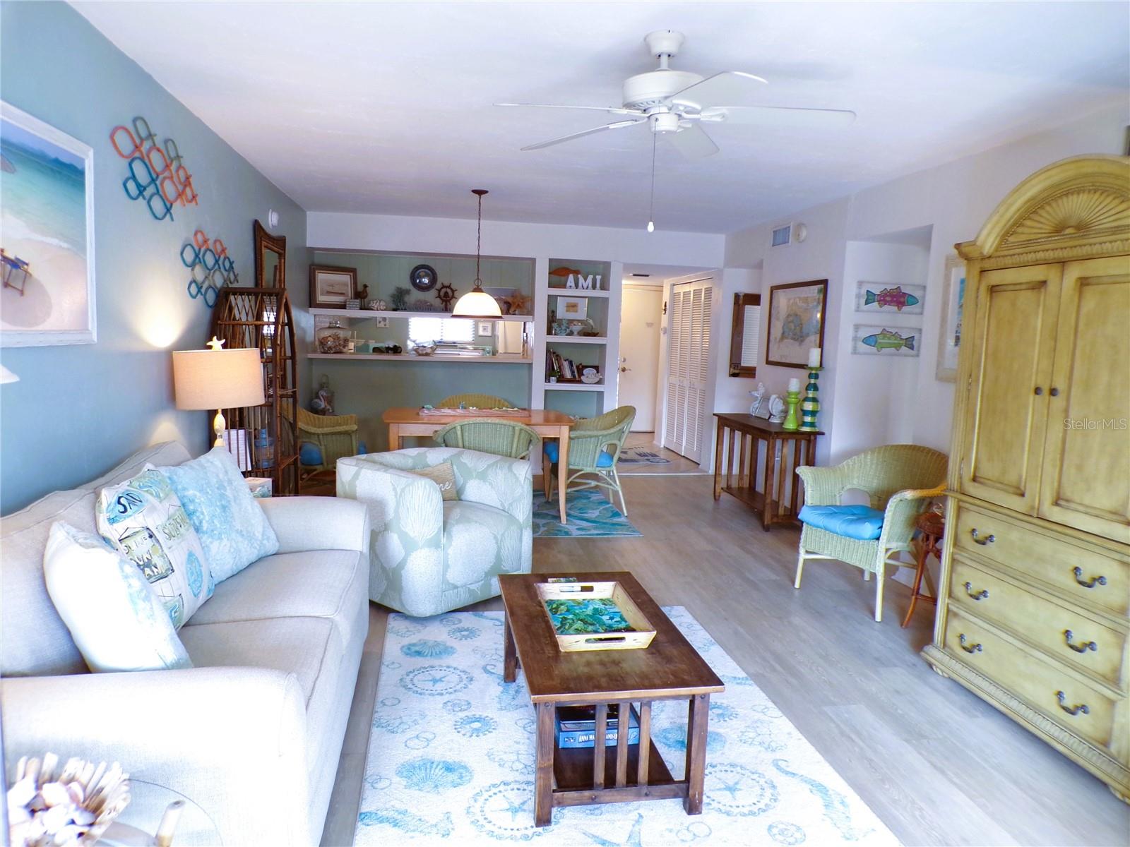 RUNAWAY BAY - Residential