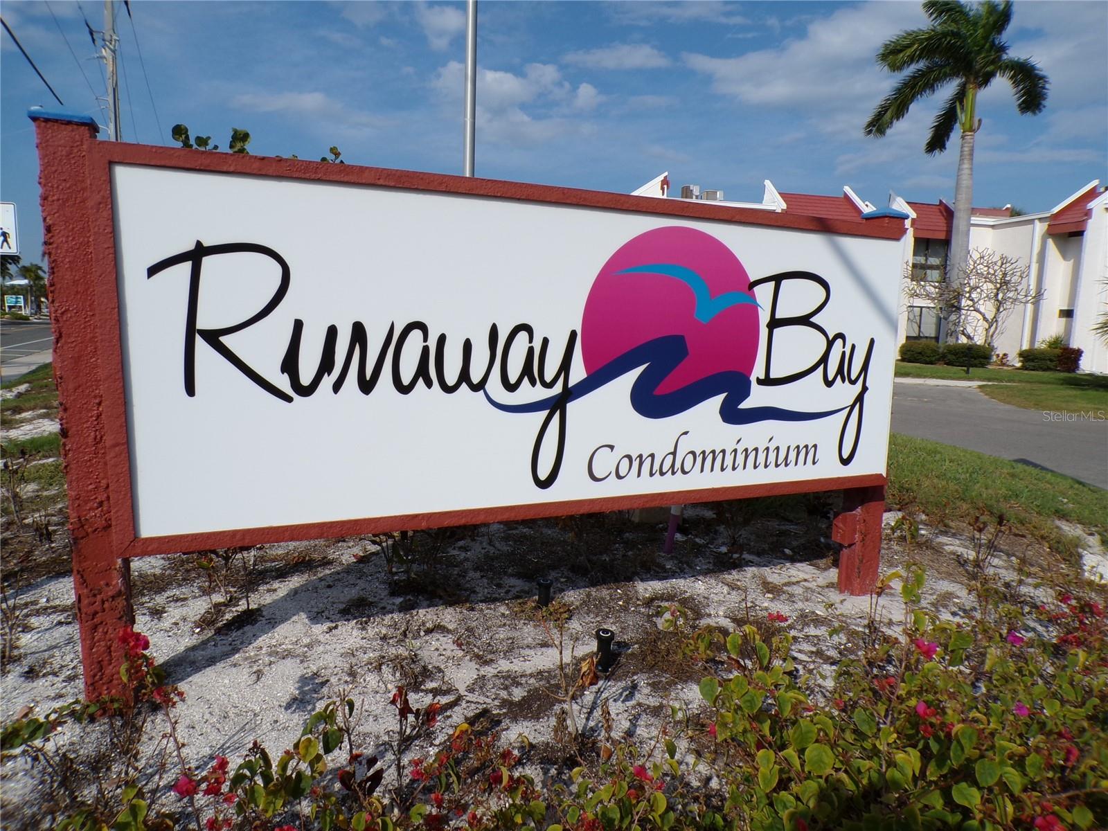 RUNAWAY BAY - Residential
