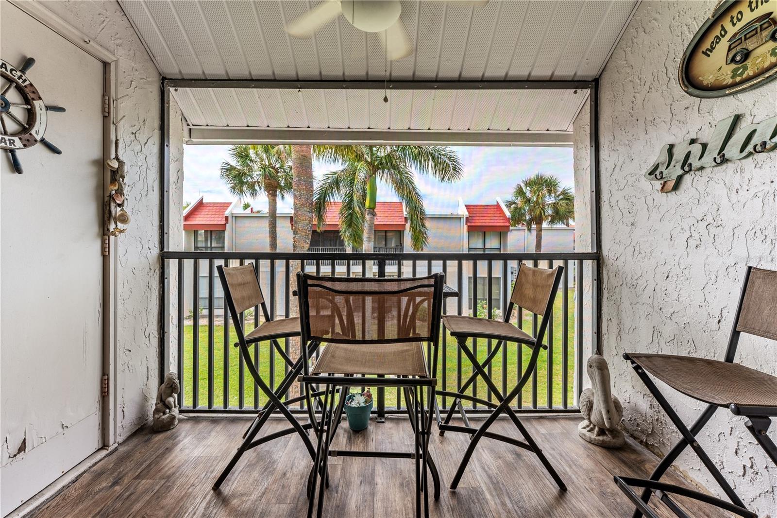 RUNAWAY BAY - Residential