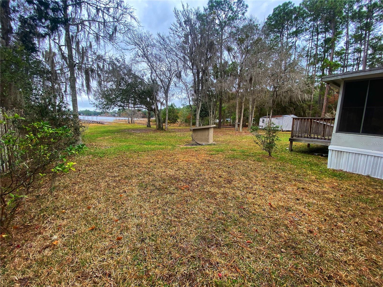 LAKE VIEW MANOR - Residential