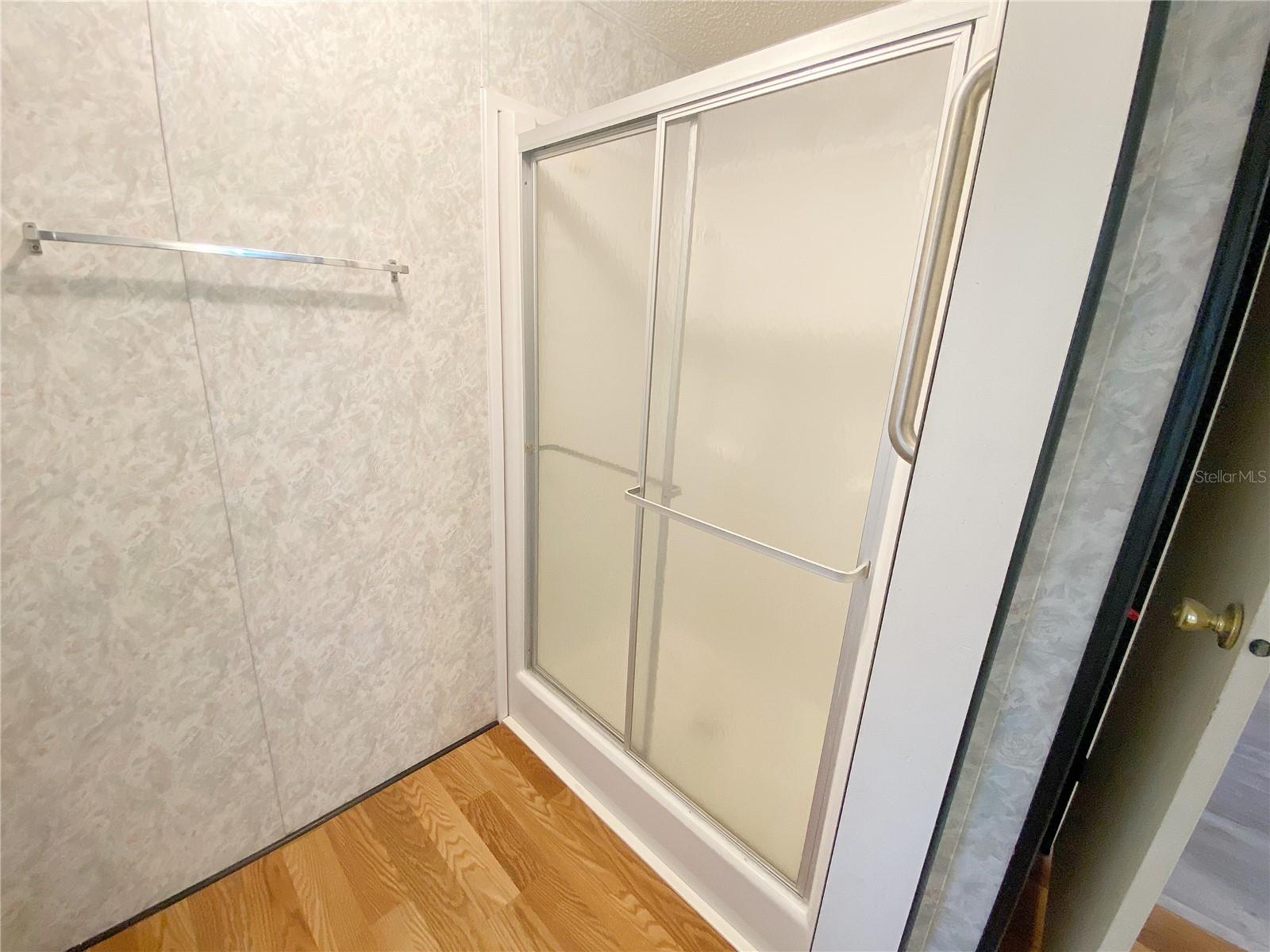 LAKE VIEW MANOR - Residential