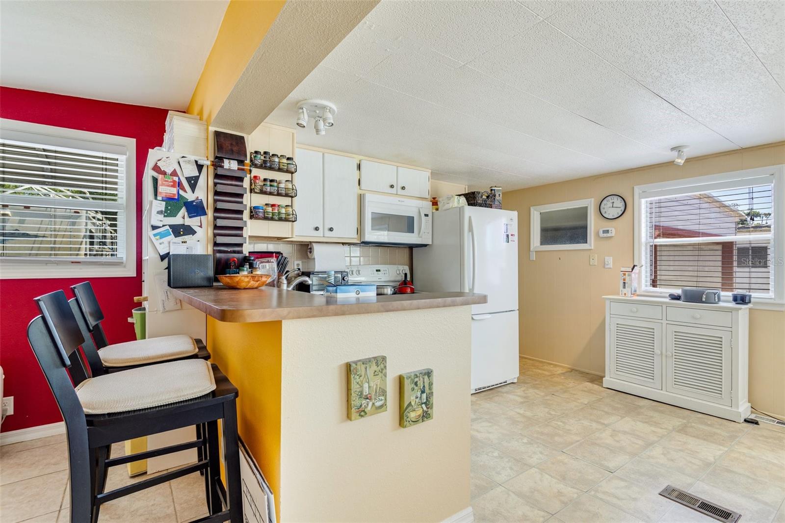 GENEVA HEIGHTS - Residential