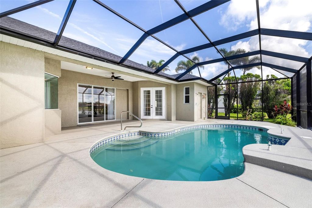 Photo of 305 Lake Tahoe Court, Englewood, FL 34223 (MLS # OM702465)
