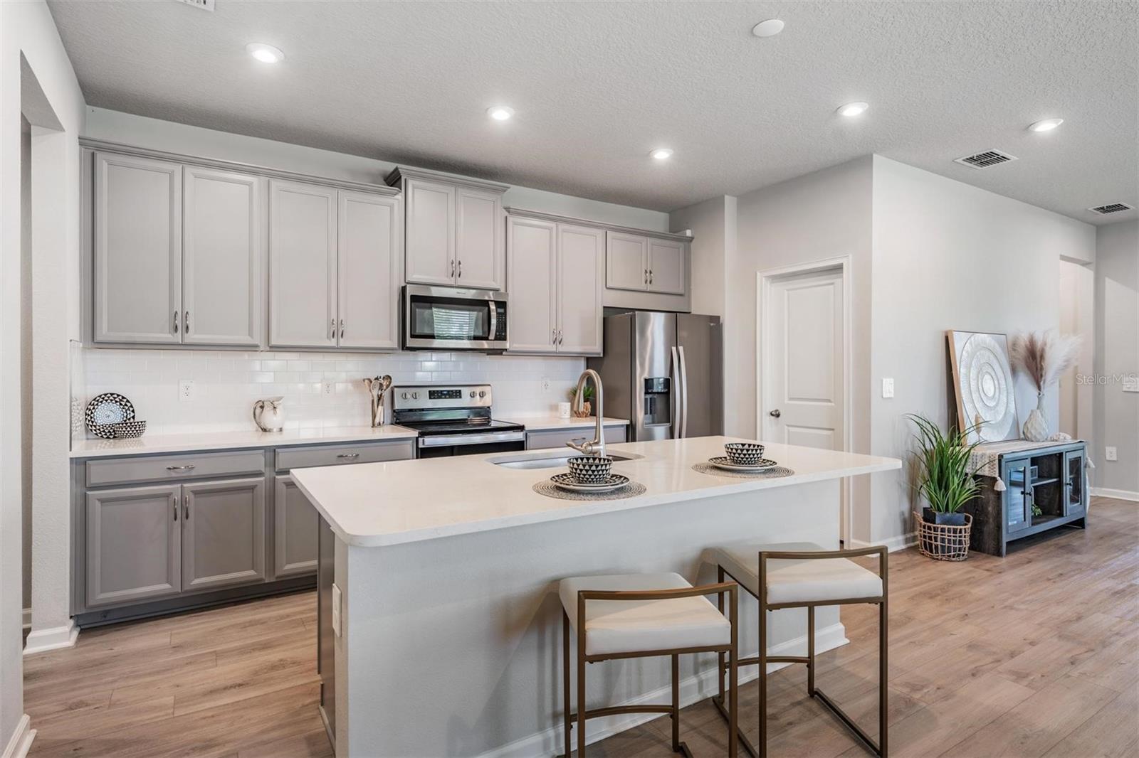 PARKVIEW/LONG LAKE RANCH - Residential